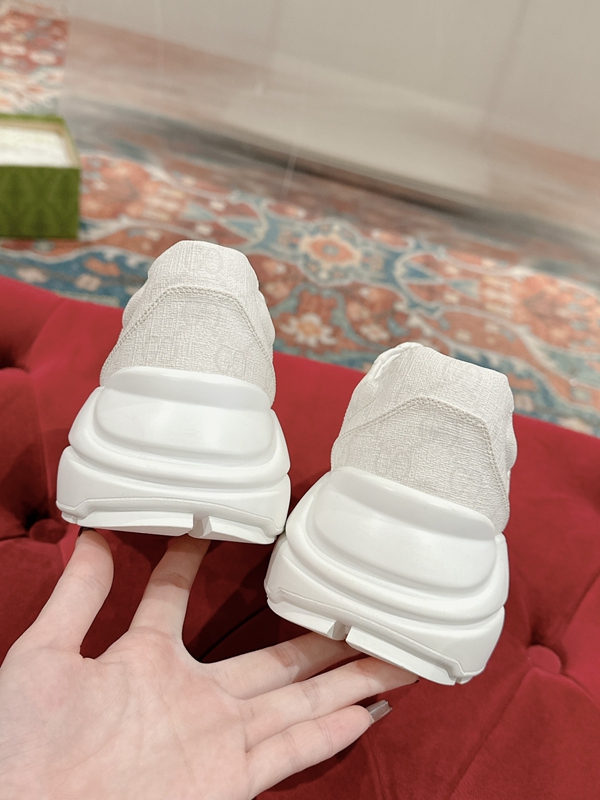 グッチ靴全体デザイン